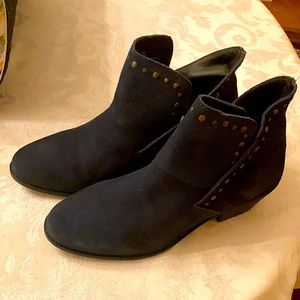 Blue Suede Booties Navy Blue EUC